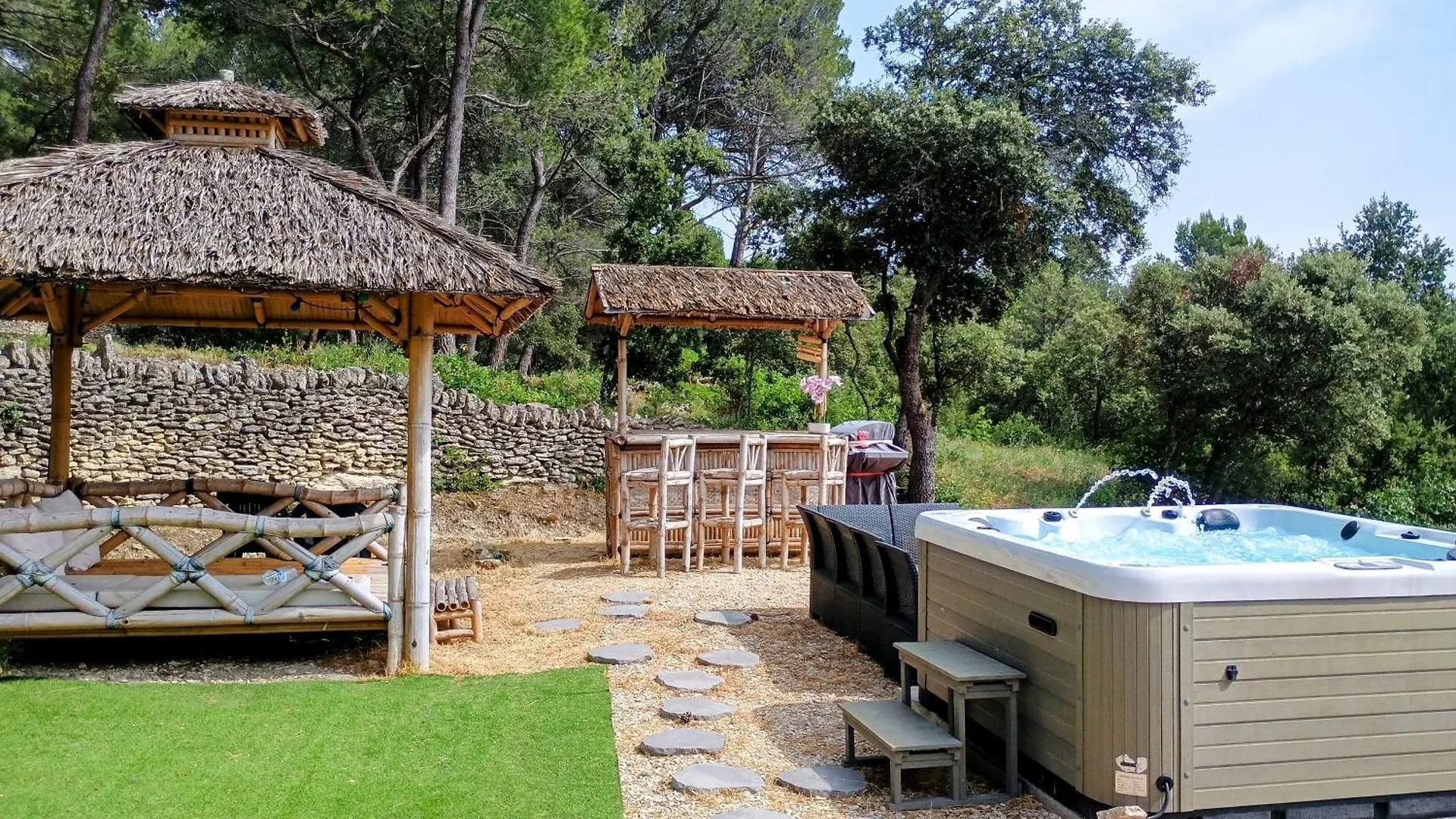 Daire Gite 33 Ha Piscine Activites Vue Saumane-de-Vaucluse